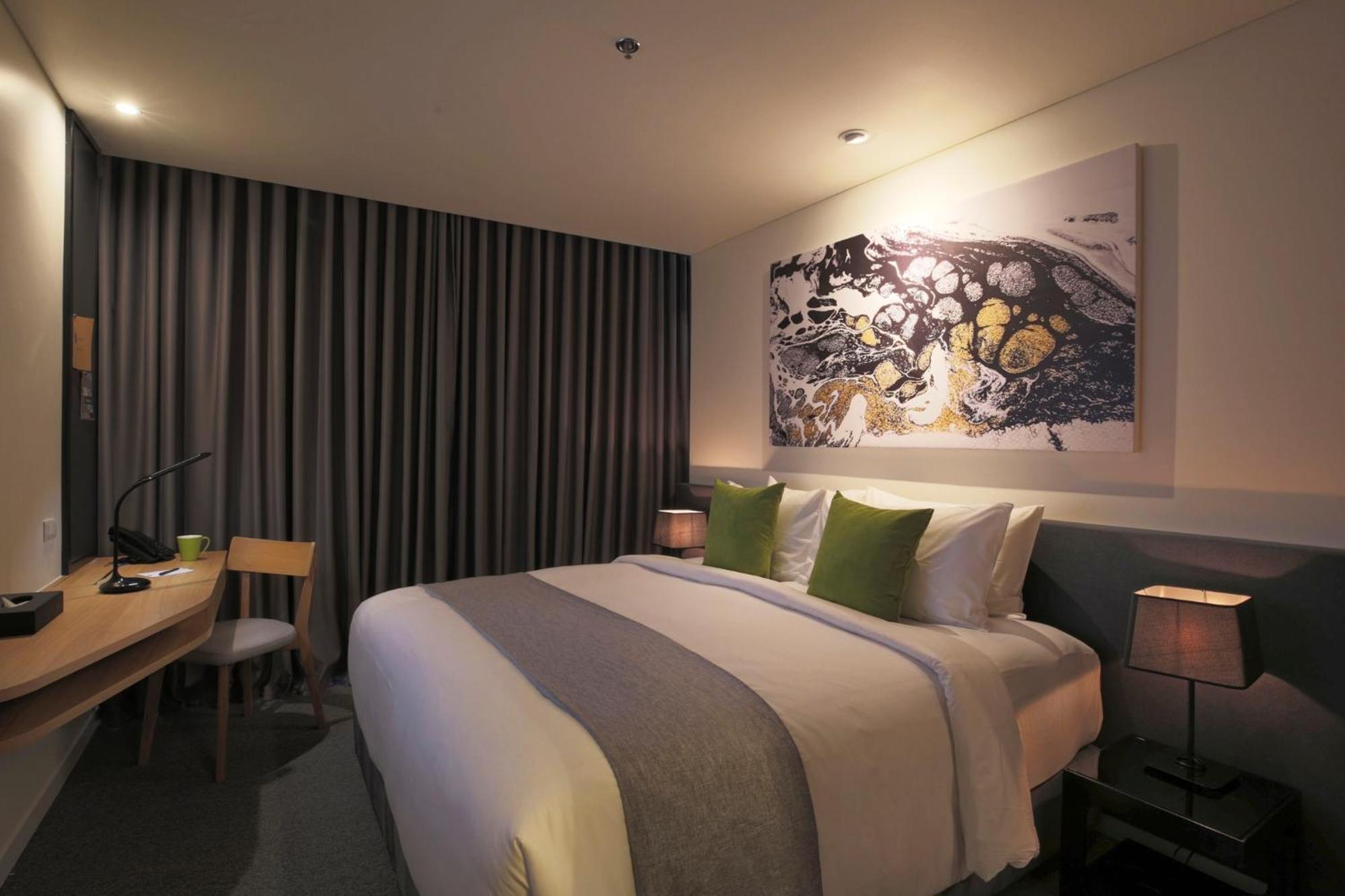 แซซ เออร์เบิน โฮจิมินห์ โฮเต็ล Hotel โฮจิมินห์ซิตี้ ภายนอก รูปภาพ