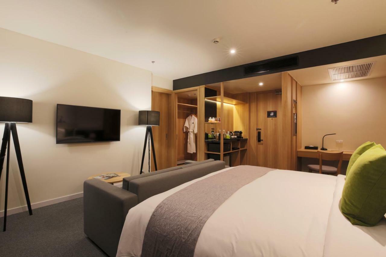 แซซ เออร์เบิน โฮจิมินห์ โฮเต็ล Hotel โฮจิมินห์ซิตี้ ภายนอก รูปภาพ